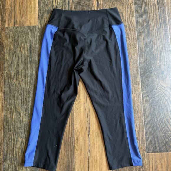 Nike Dri-FIT Cropped Leggings Women’s M Black Blue Capris 20” Inseam Athletic - Picture 2 of 5